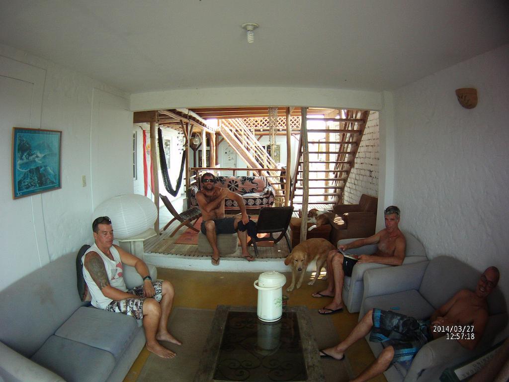 Tio Richi Surfcamp Hostel ปุนตาเอร์โมซา ภายนอก รูปภาพ